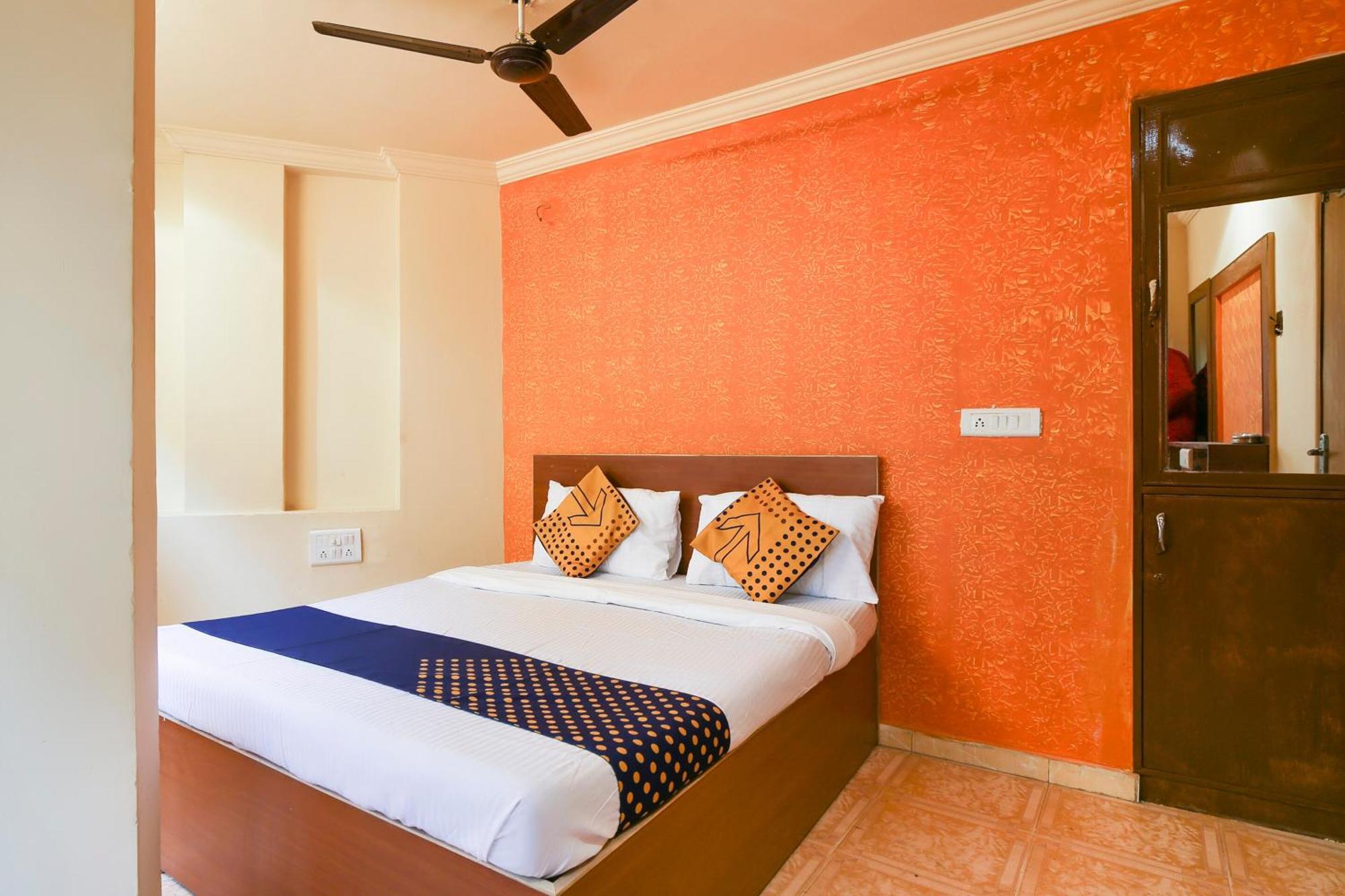 Hotel O Super Guest House Ahmedabad Luaran gambar