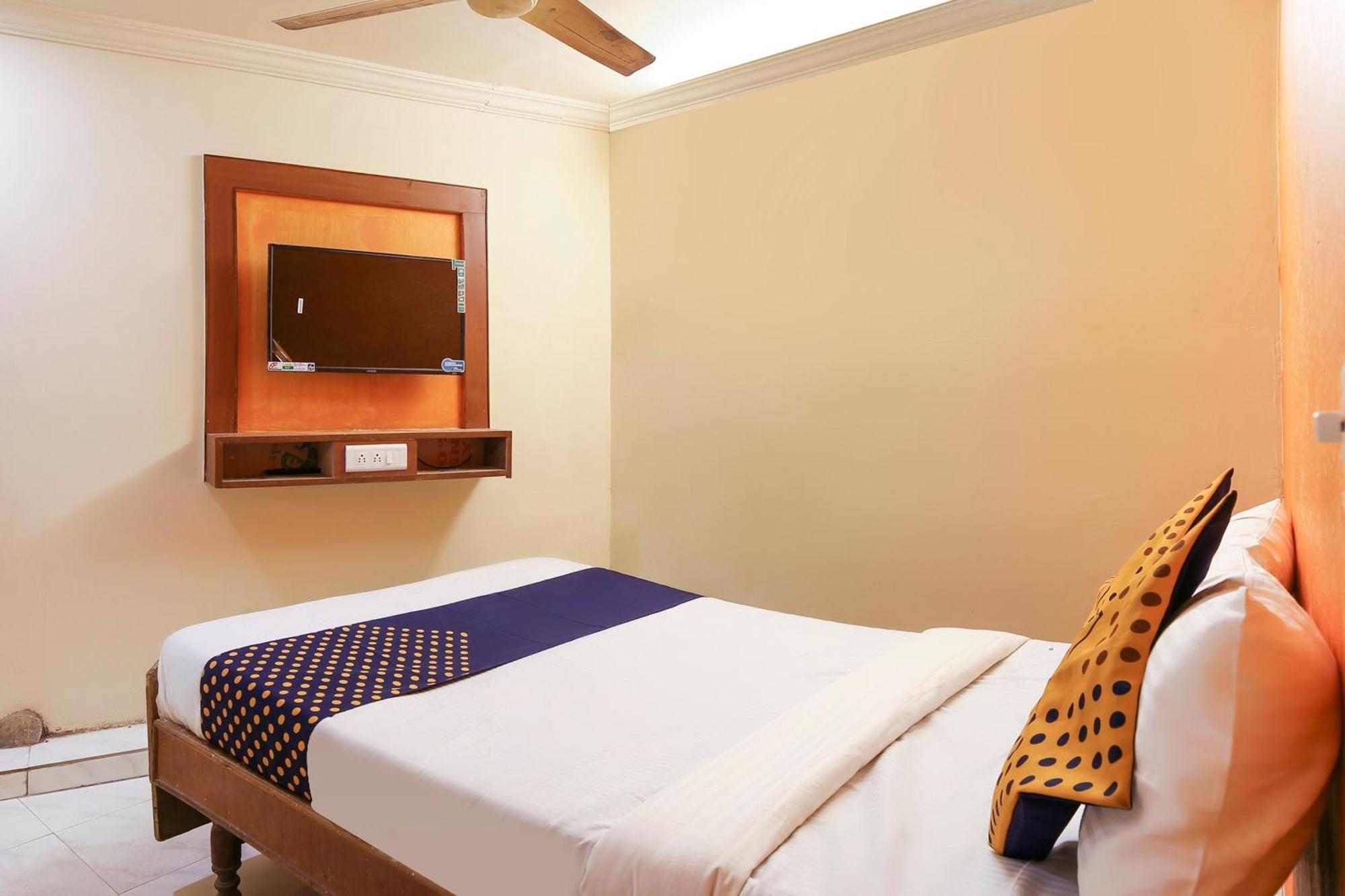 Hotel O Super Guest House Ahmedabad Luaran gambar