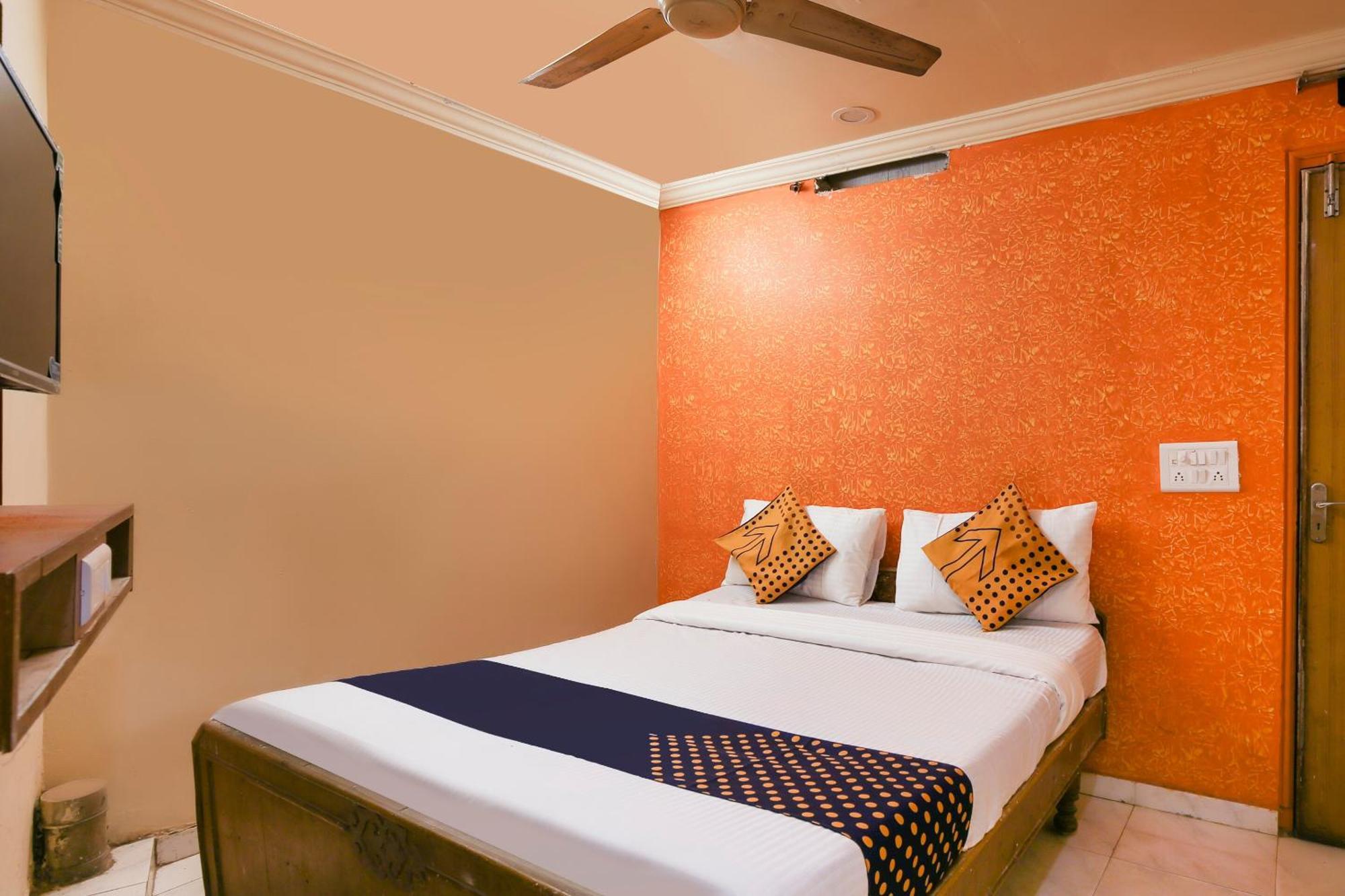 Hotel O Super Guest House Ahmedabad Luaran gambar