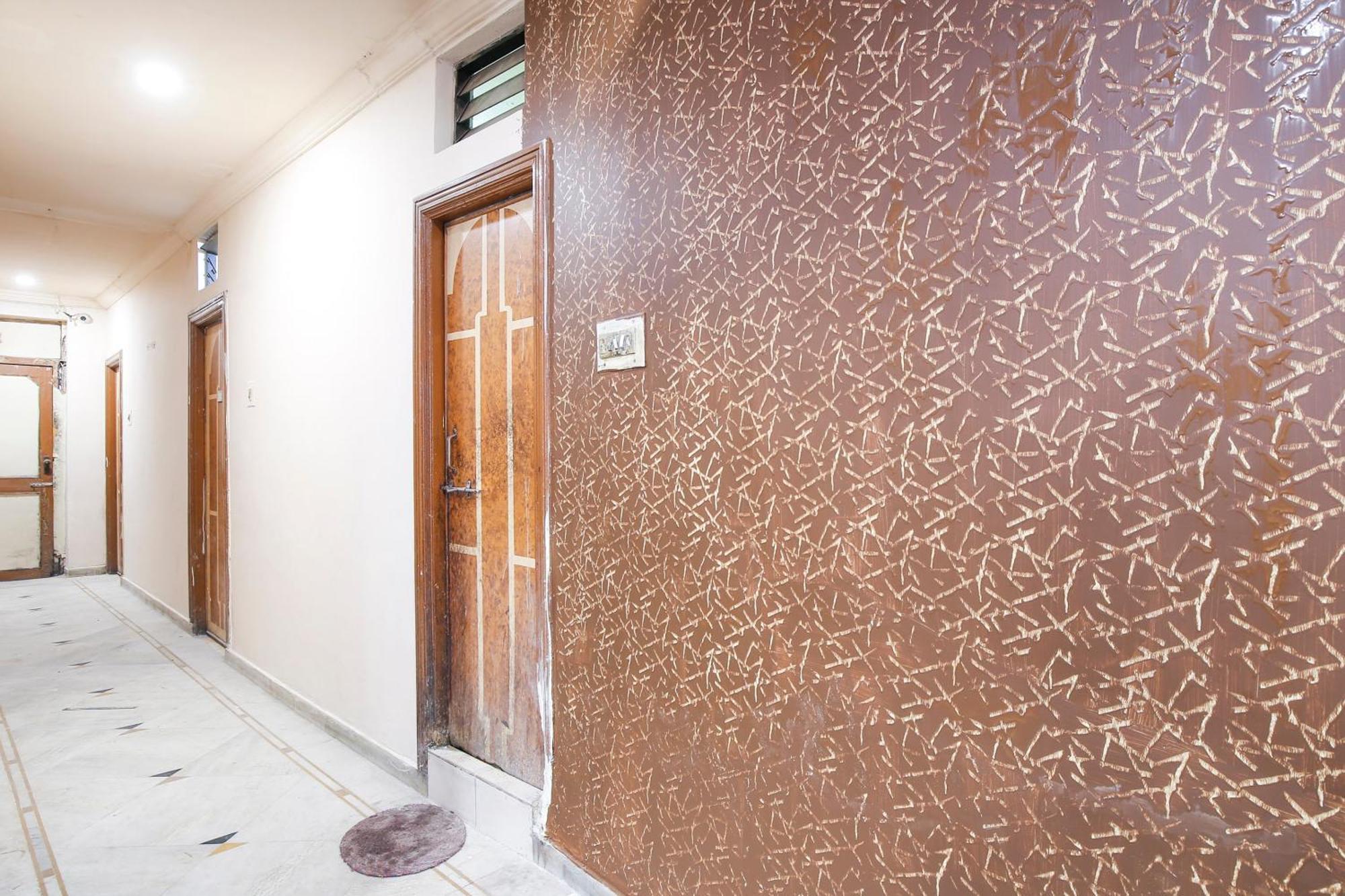 Hotel O Super Guest House Ahmedabad Luaran gambar