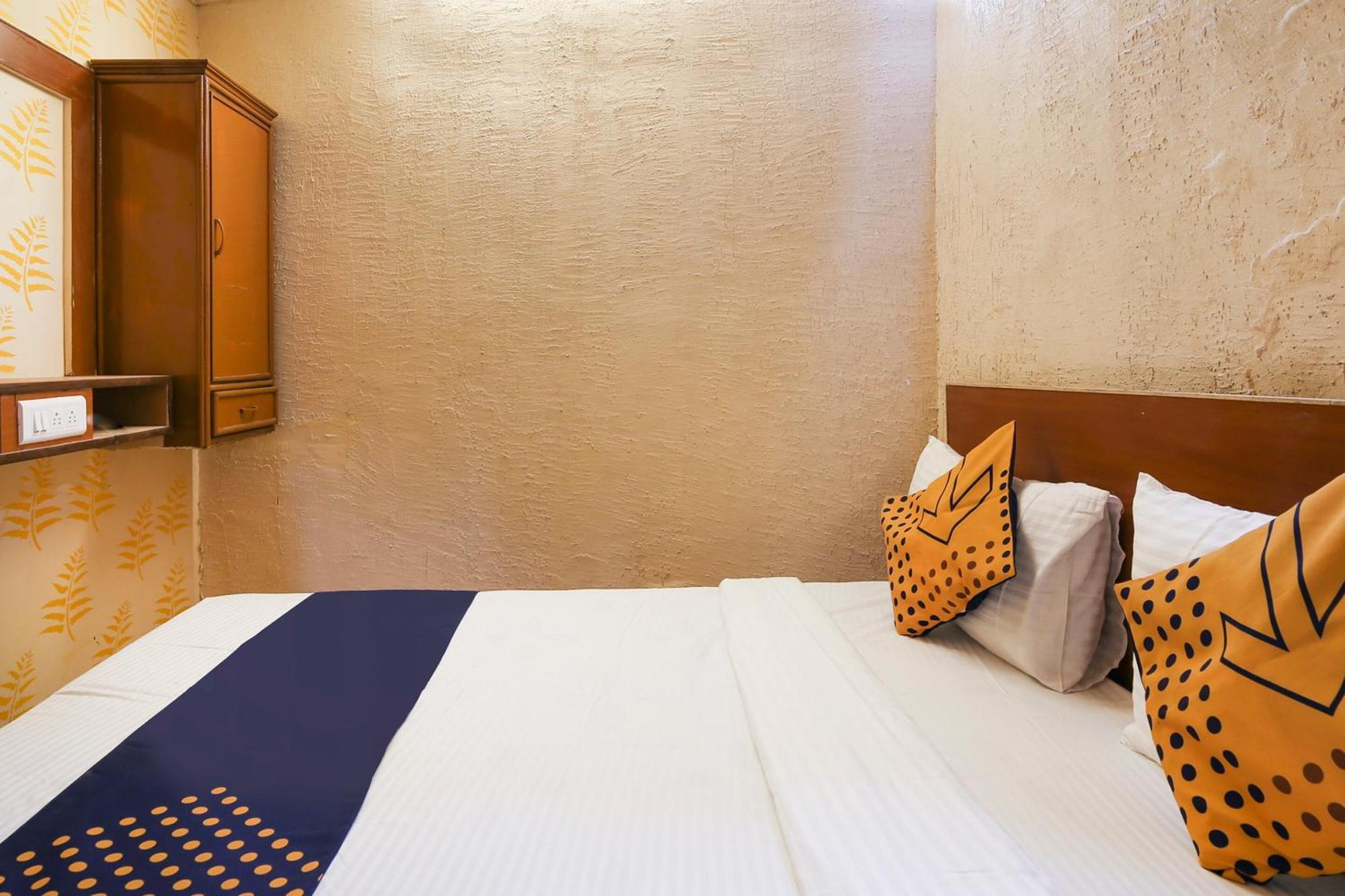 Hotel O Super Guest House Ahmedabad Luaran gambar