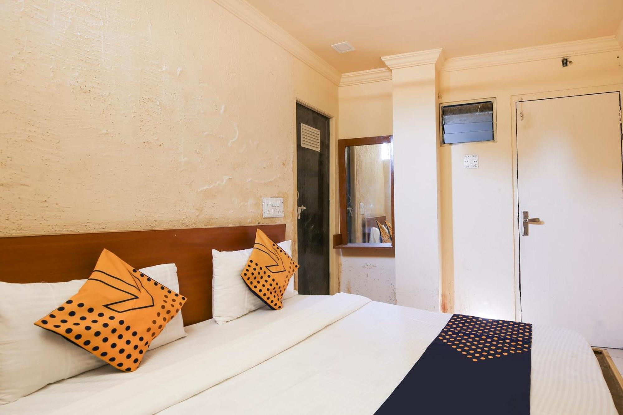 Hotel O Super Guest House Ahmedabad Luaran gambar